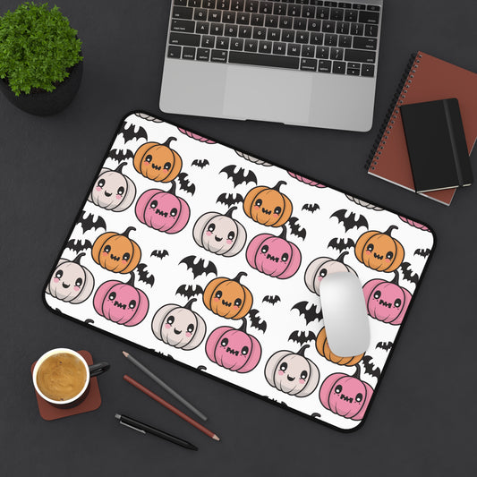 Cute Halloween Pumpkins Desk Mat